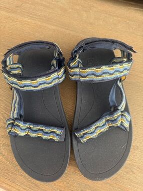 Teva Kids Navy Blue & Yellow Patterned Strap Sandals
